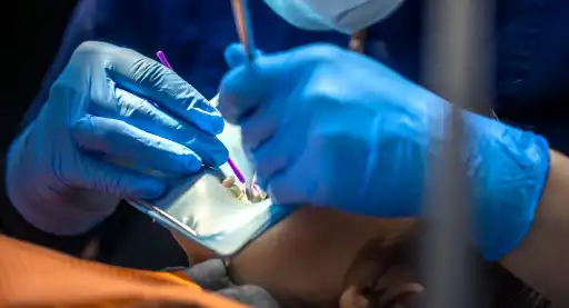 Example of How Surgeons, Medical Professionals, or Psychologists Benefit from Website, CRM and  HubWebTools, working on digital marketing strategies